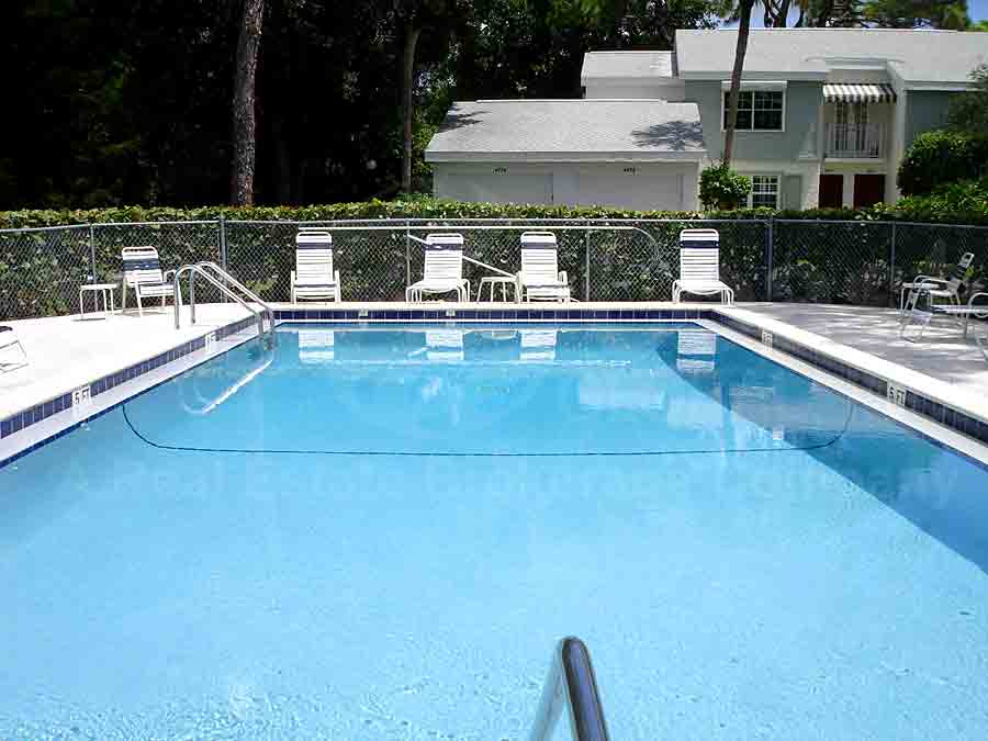 Lakeview Pines Community Pool and Sun Deck Furnishings